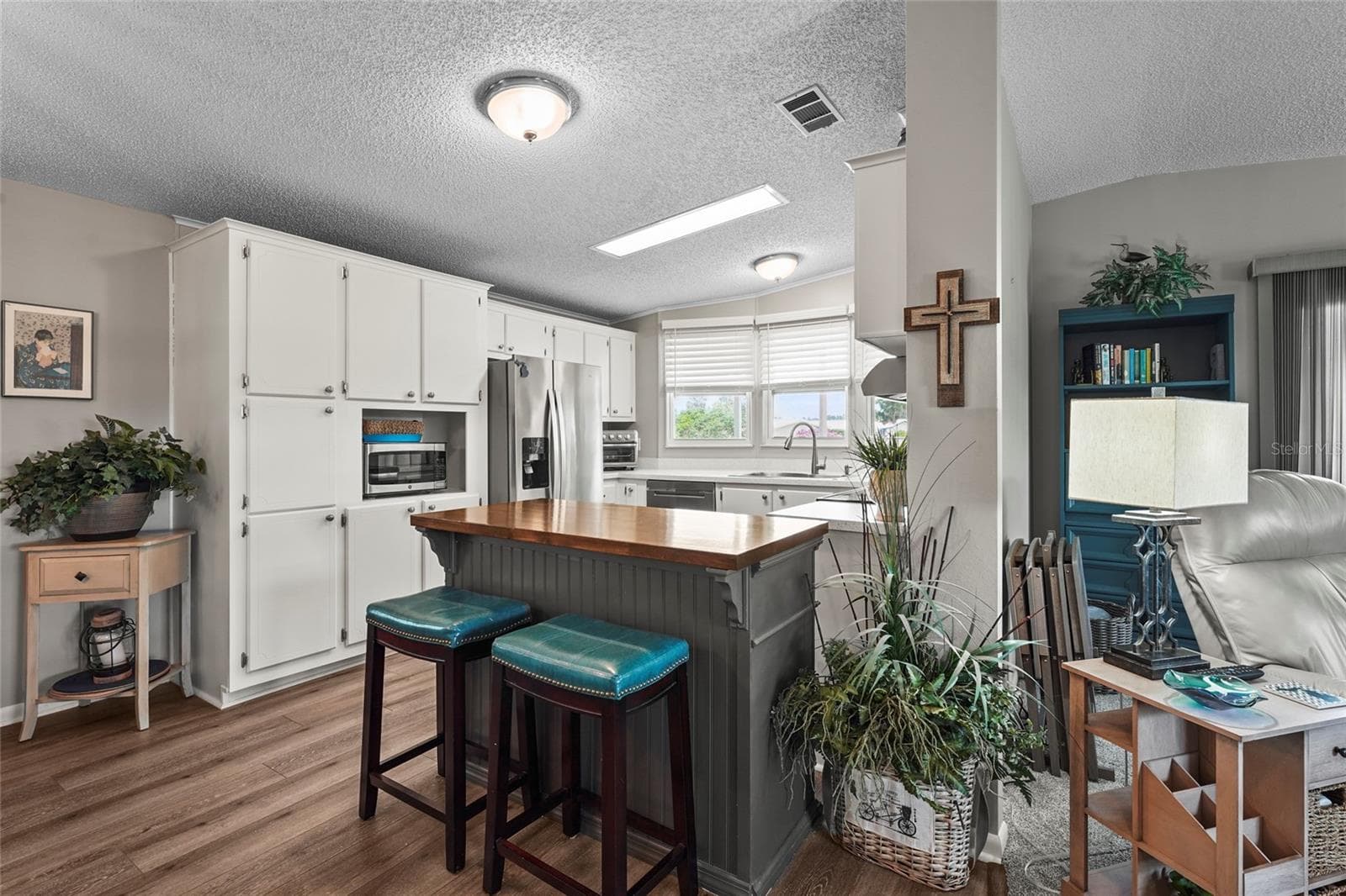Condominium at 8470 IMPERIAL CIR, PALMETTO, photo 10 of 82
