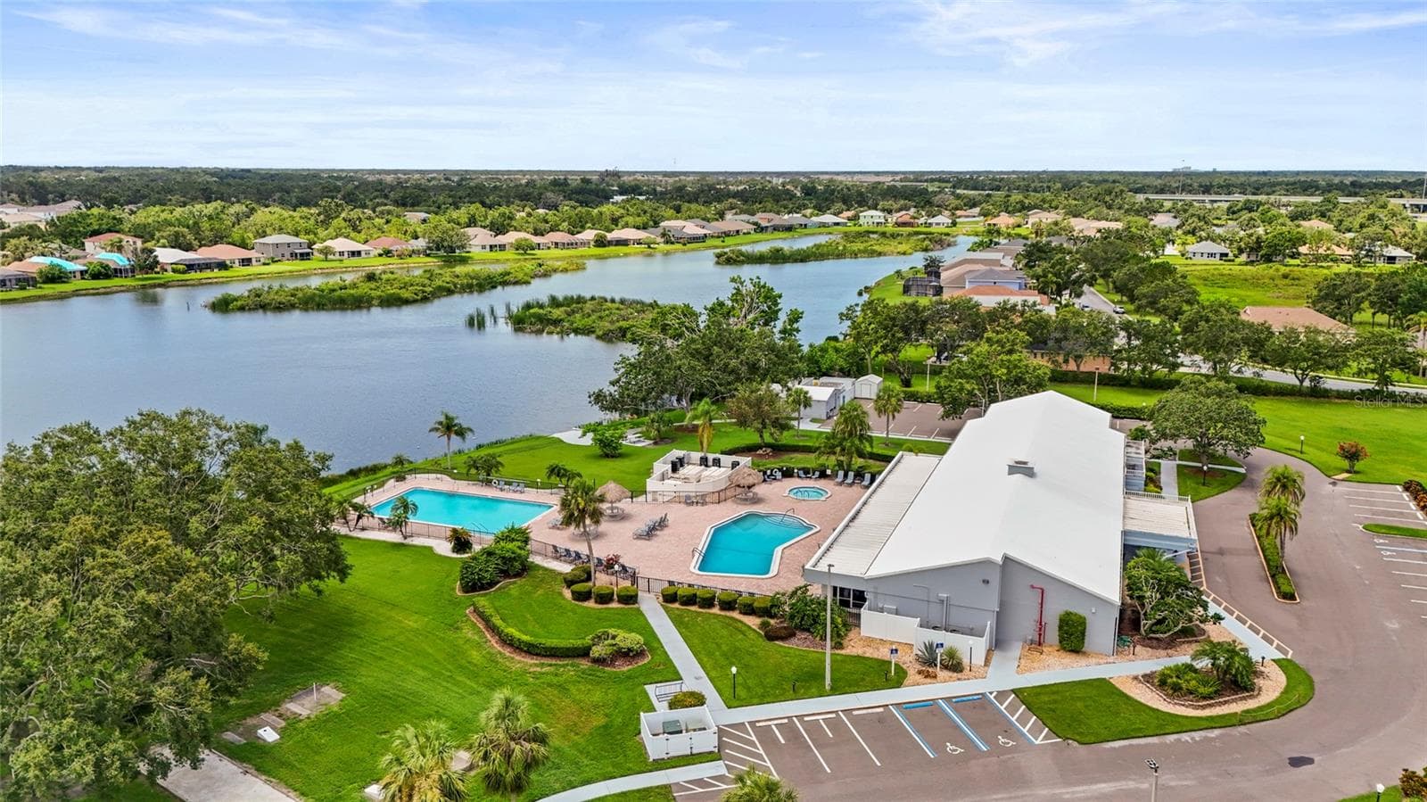Condominium at 8470 IMPERIAL CIR, PALMETTO, photo 49 of 82
