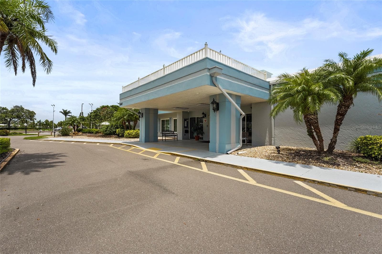 Condominium at 8470 IMPERIAL CIR, PALMETTO, photo 56 of 82