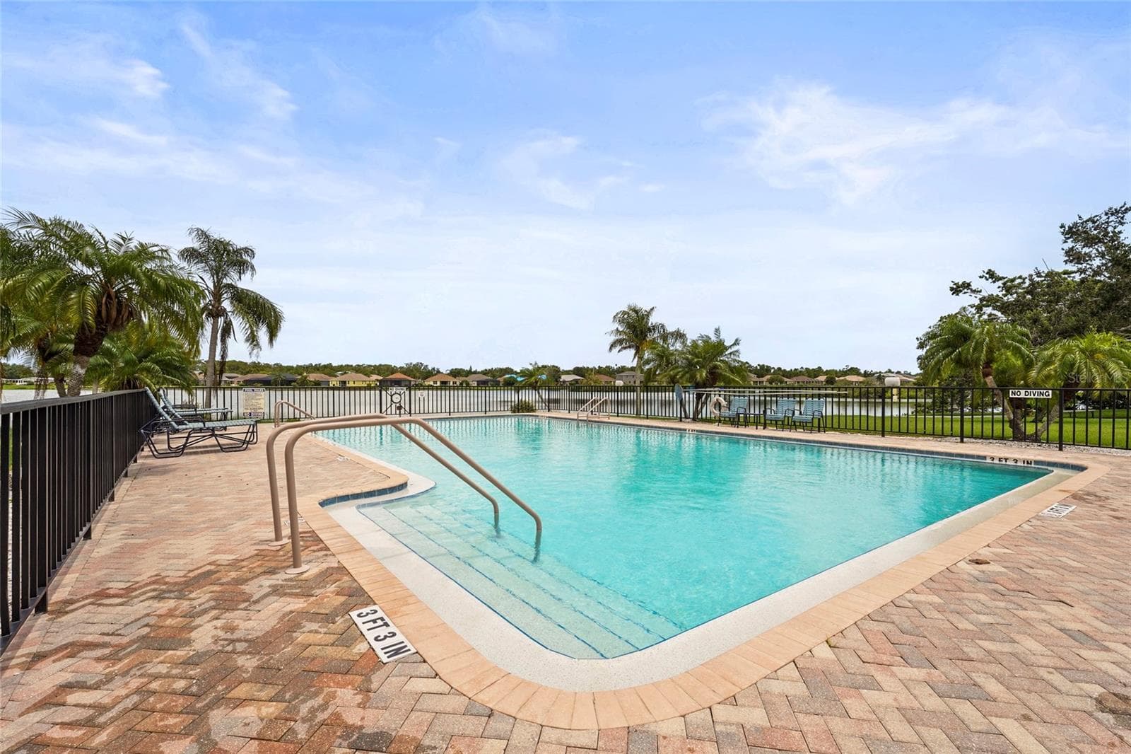 Condominium at 8470 IMPERIAL CIR, PALMETTO, photo 76 of 82