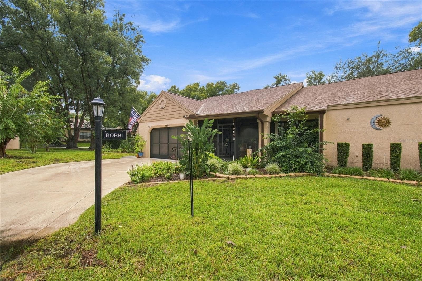 Villa at 6694 PIN OAK CT, SPRING HILL, photo 3 of 100