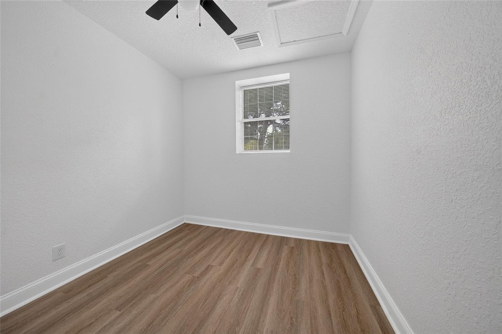 Single Family Residence at 675 MADEORE ST, ST AUGUSTINE, photo 11 of 29