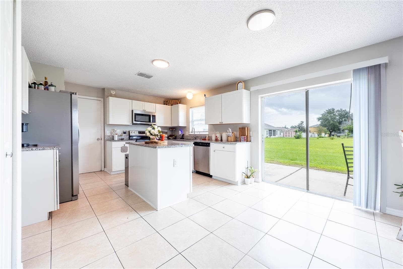 Single Family Residence at 203 AURELIA CT, KISSIMMEE, photo 7 of 35
