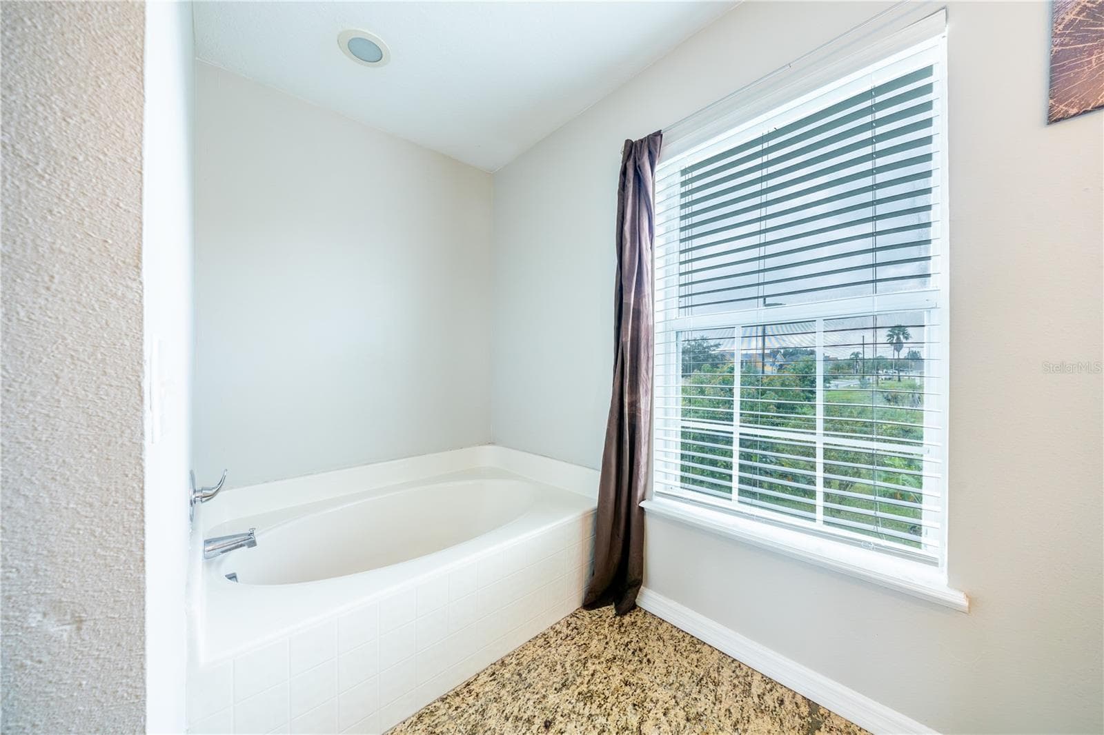 Single Family Residence at 203 AURELIA CT, KISSIMMEE, photo 25 of 35
