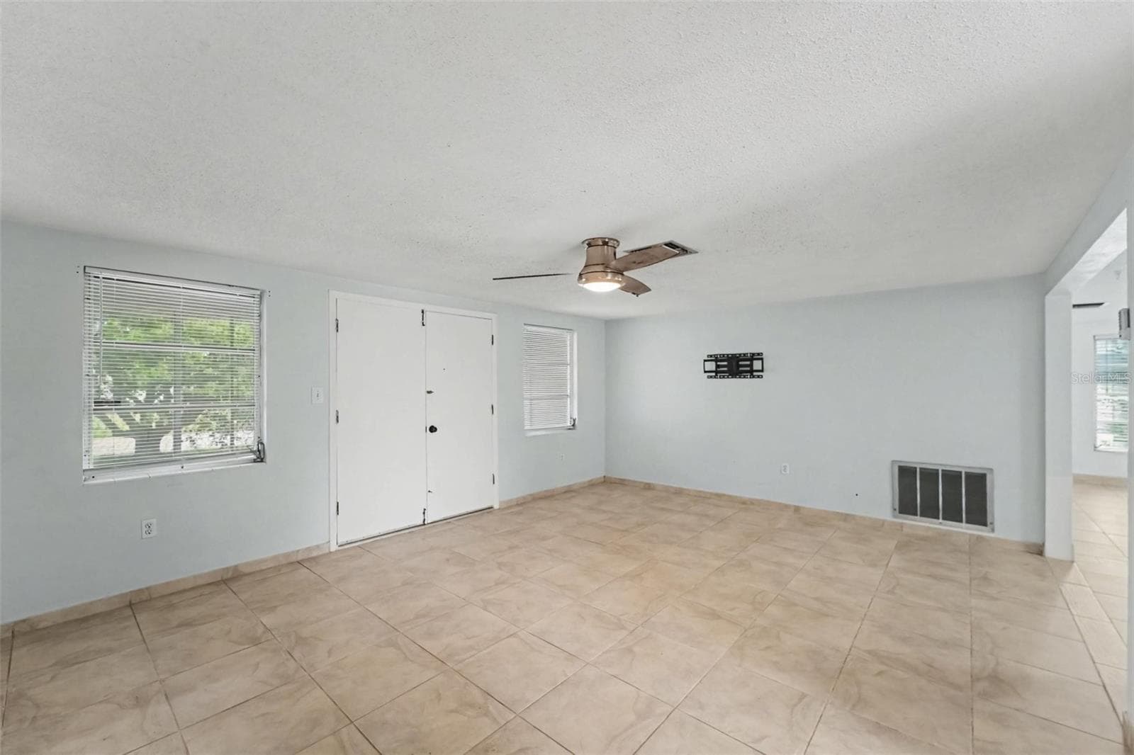 Single Family Residence at 7922 LILAC DR, PORT RICHEY, photo 7 of 27