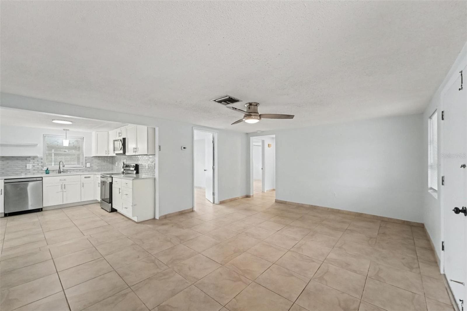 Single Family Residence at 7922 LILAC DR, PORT RICHEY, photo 9 of 27