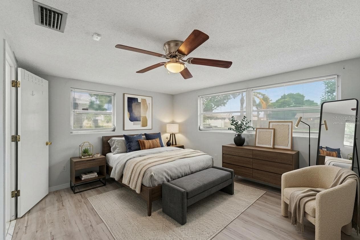 Virtually Staged - 7922 LILAC DR, PORT RICHEY