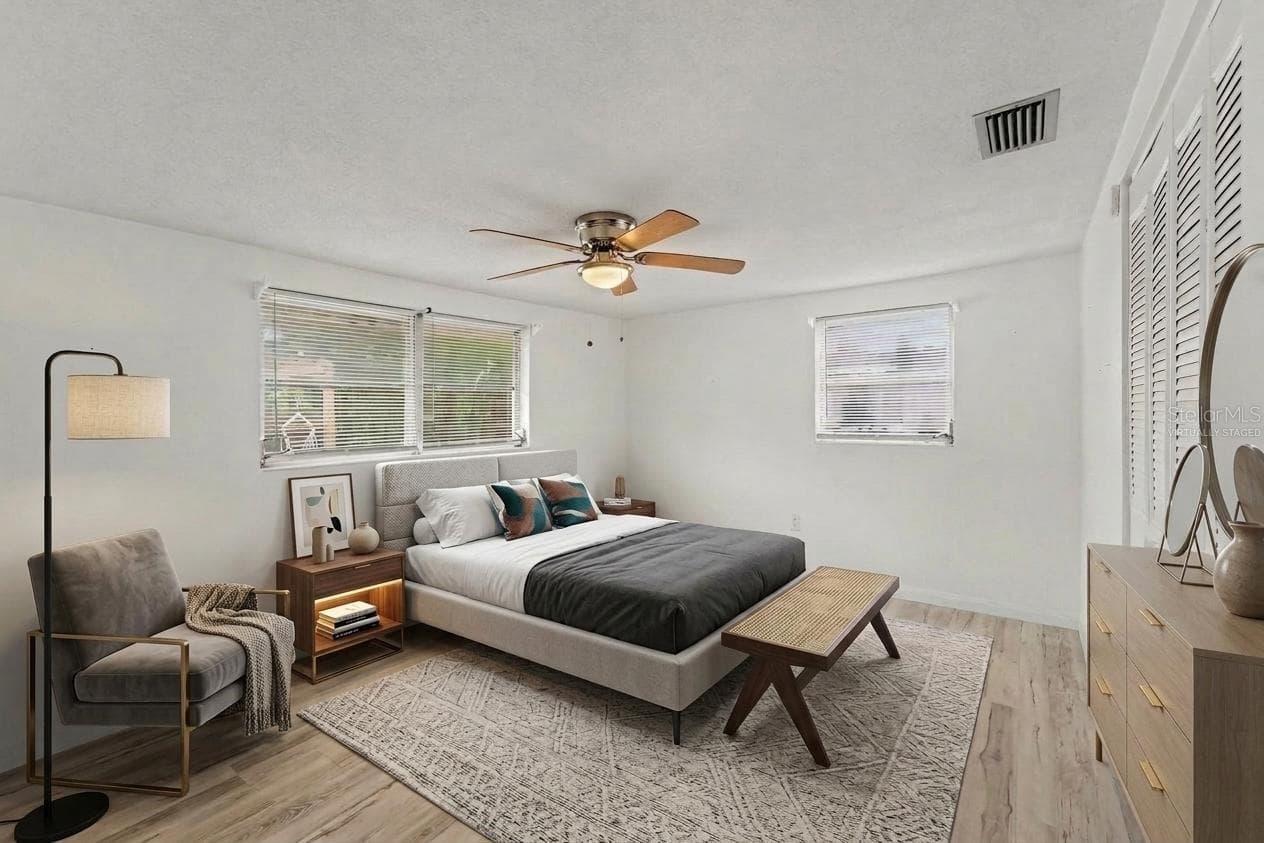 Virtually Staged - 7922 LILAC DR, PORT RICHEY