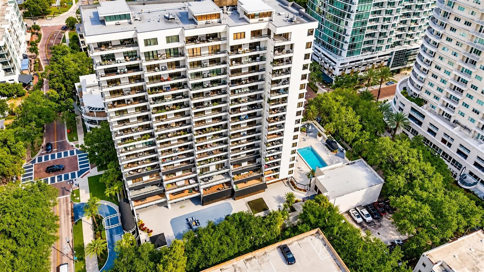 Condominium at 530 E CENTRAL BLVD #203, ORLANDO, photo 7 of 29