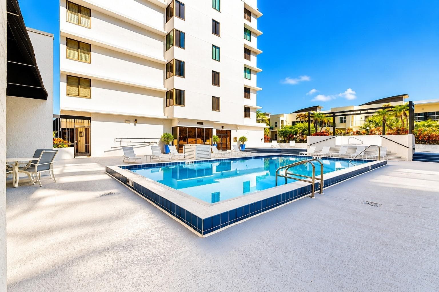 Condominium at 530 E CENTRAL BLVD #203, ORLANDO, photo 11 of 29