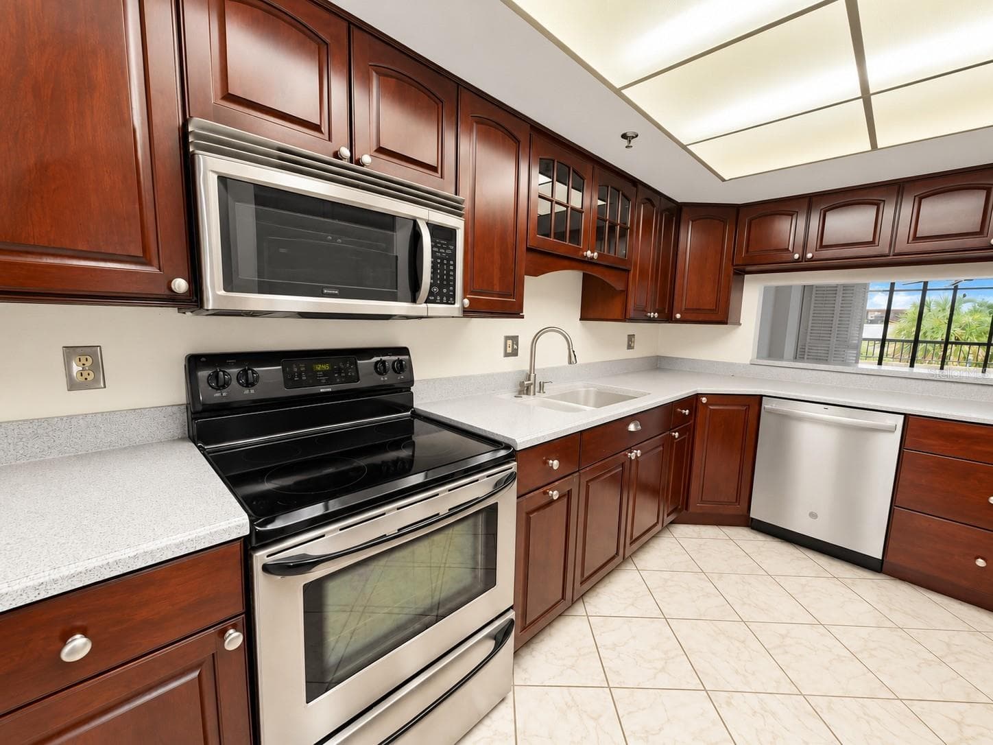 Condominium at 530 E CENTRAL BLVD #203, ORLANDO, photo 19 of 29