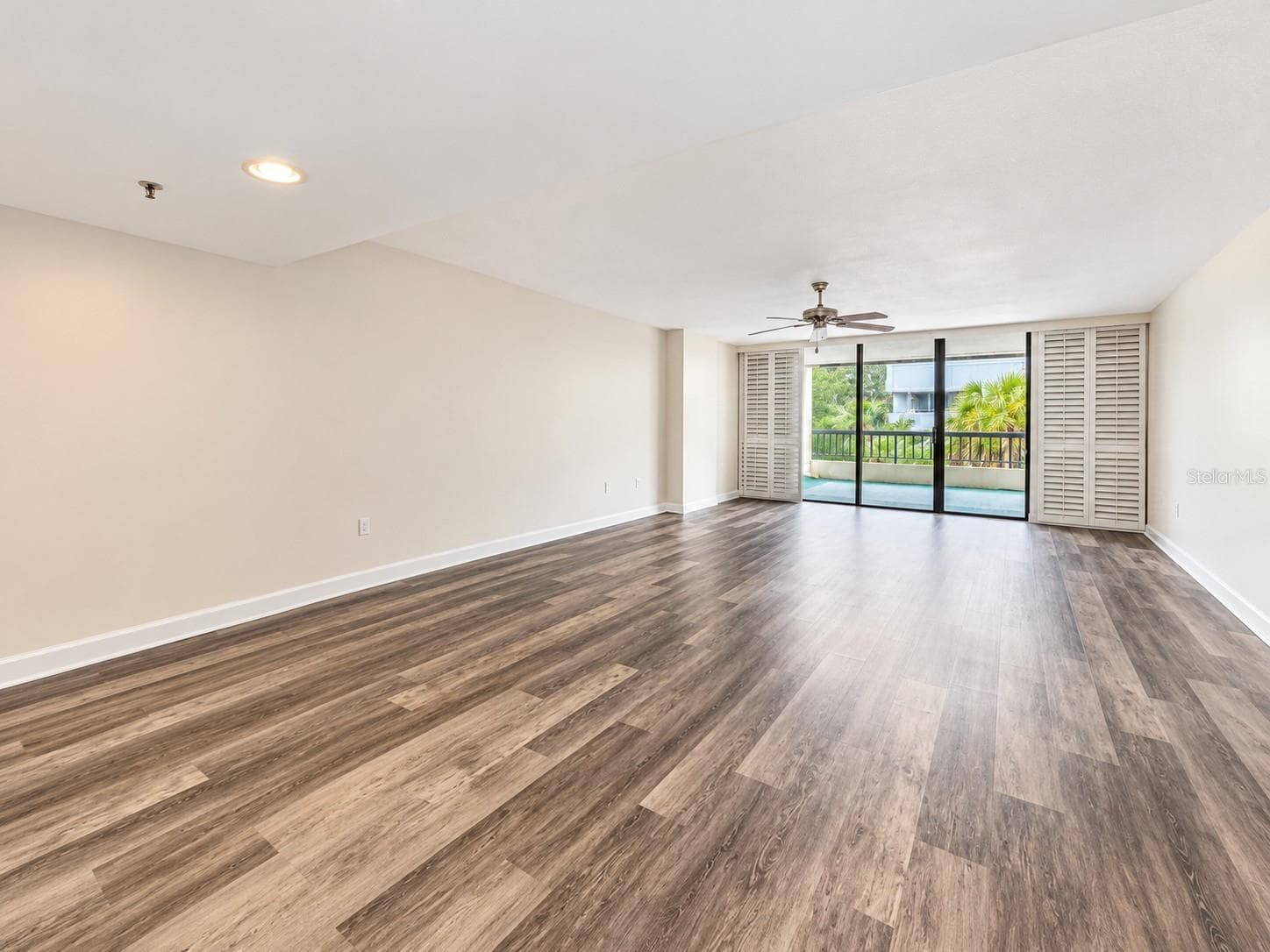 Condominium at 530 E CENTRAL BLVD #203, ORLANDO, photo 23 of 29