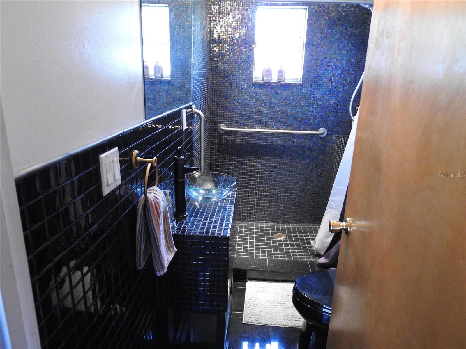 Single Family Residence at 7611 SENRAB DR, BRADENTON, photo 40 of 116