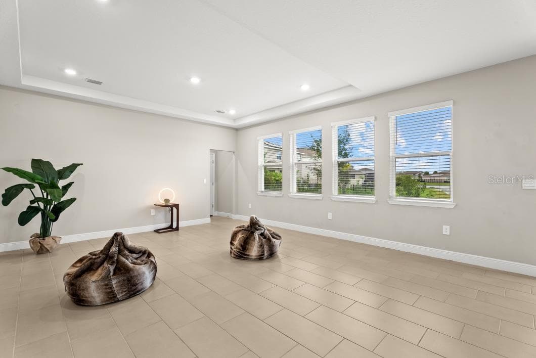 Single Family Residence at 5728 WOODLAND SAGE DR, SARASOTA, photo 17 of 46