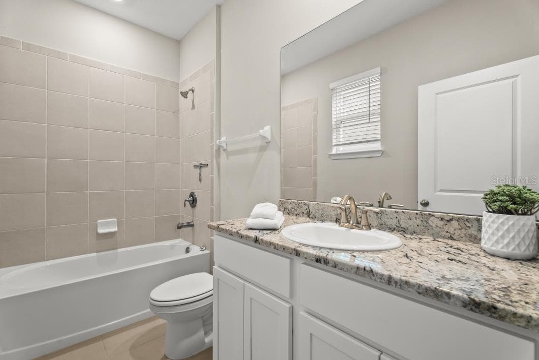 Single Family Residence at 5728 WOODLAND SAGE DR, SARASOTA, photo 21 of 46