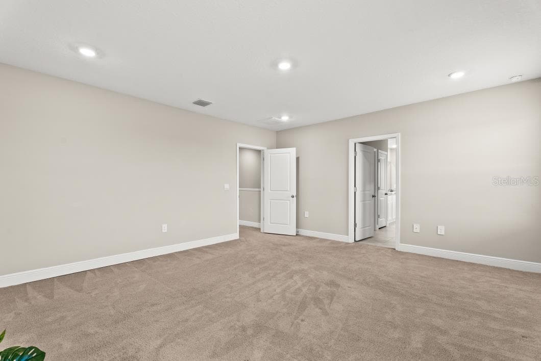 Single Family Residence at 5728 WOODLAND SAGE DR, SARASOTA, photo 28 of 46