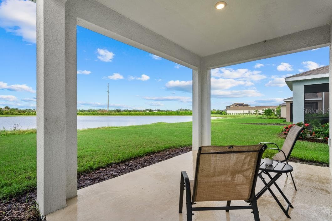 Single Family Residence at 5728 WOODLAND SAGE DR, SARASOTA, photo 34 of 46