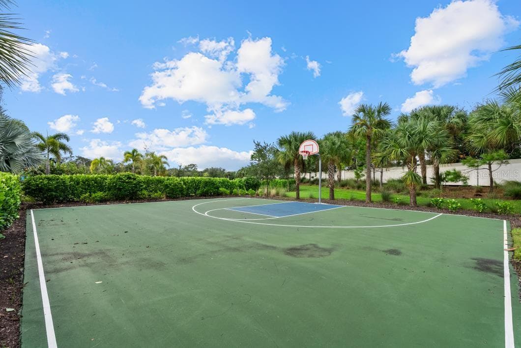Single Family Residence at 5728 WOODLAND SAGE DR, SARASOTA, photo 40 of 46