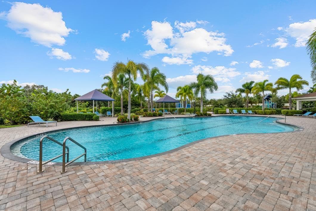 Single Family Residence at 5728 WOODLAND SAGE DR, SARASOTA, photo 41 of 46