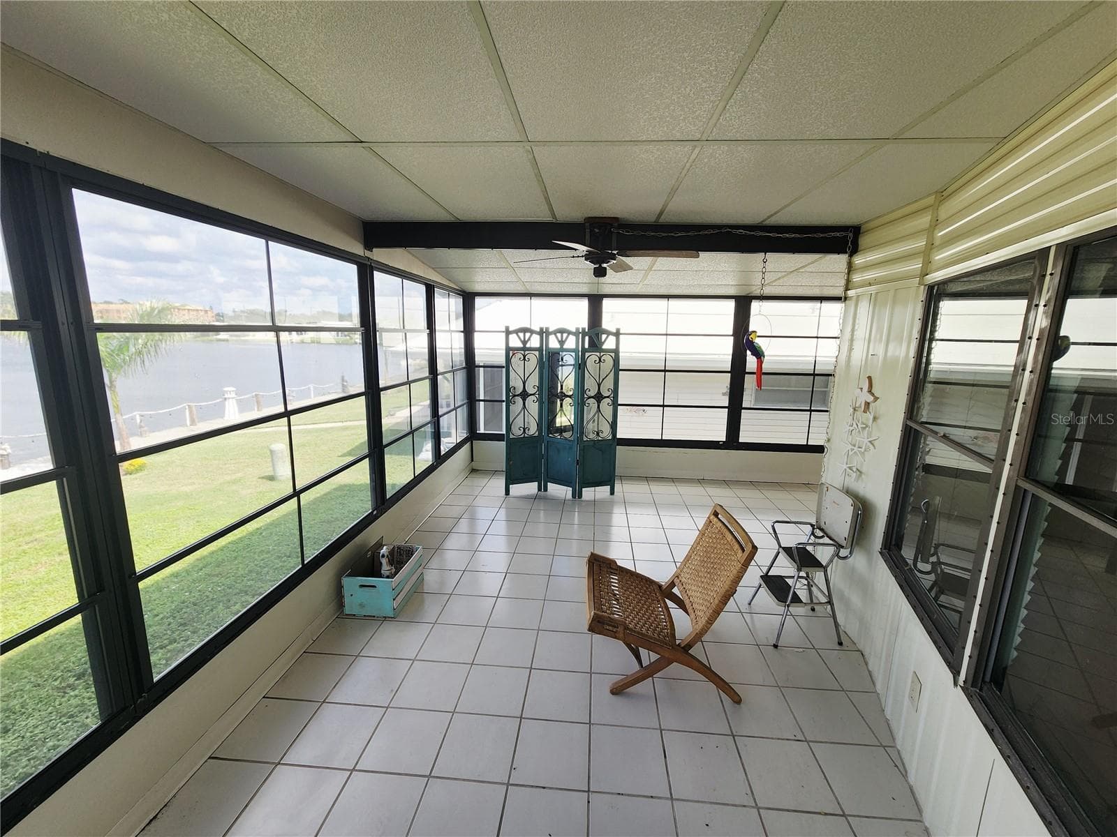 Florida Room - 808 53RD AVE E #301, BRADENTON