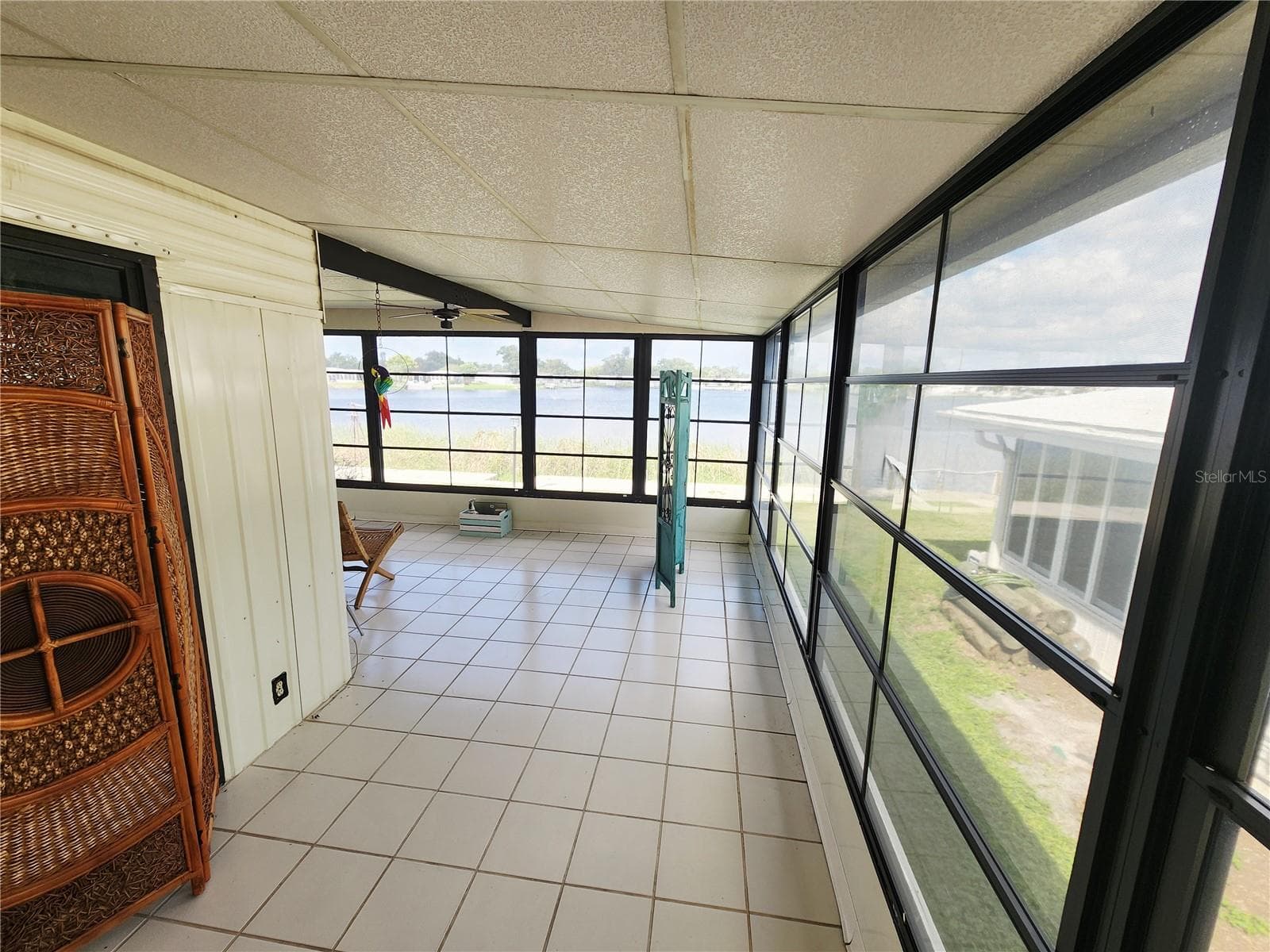 Florida Room - 808 53RD AVE E #301, BRADENTON