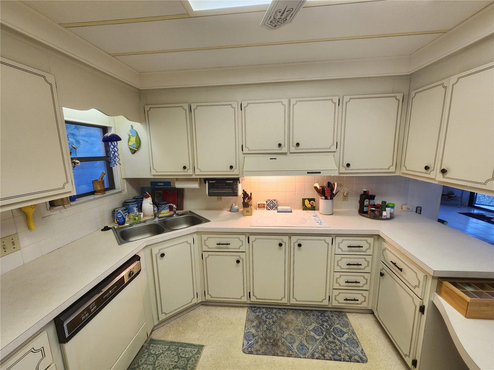 Kitchen - 808 53RD AVE E #301, BRADENTON