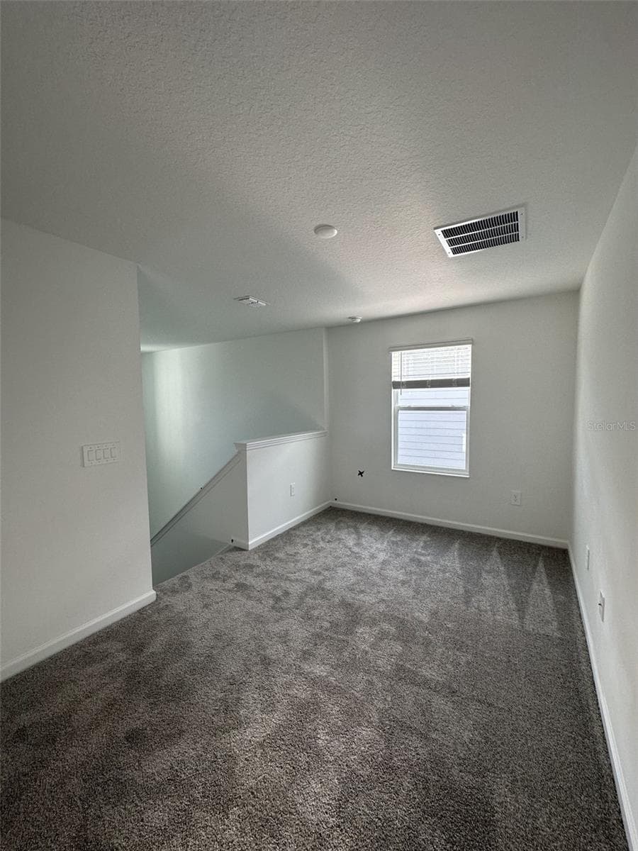Single Family Residence at 844 DARING DR, DAVENPORT, photo 10 of 19
