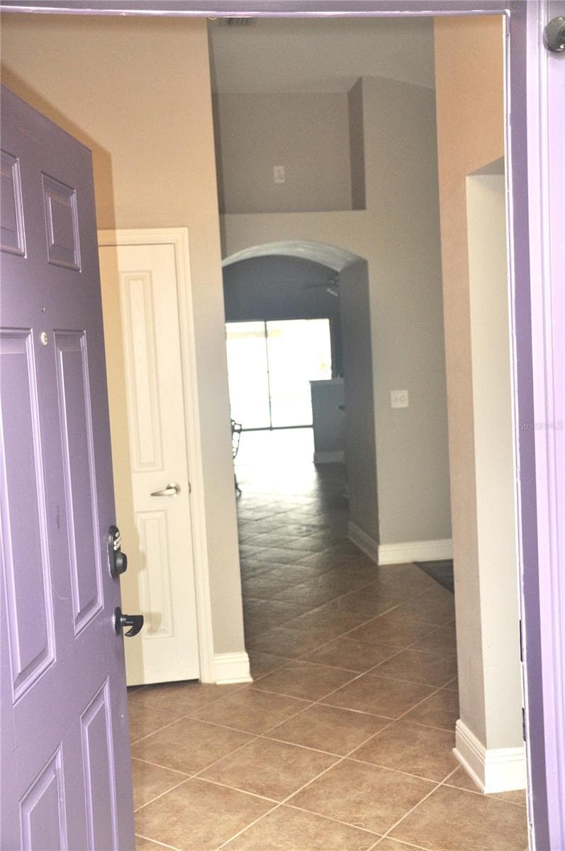 Foyer - 421 THICKET CREST RD, SEFFNER