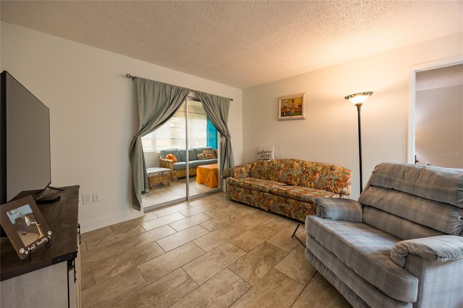 Condominium at 4712 MARINE PKWY #105, NEW PORT RICHEY, photo 2 of 24