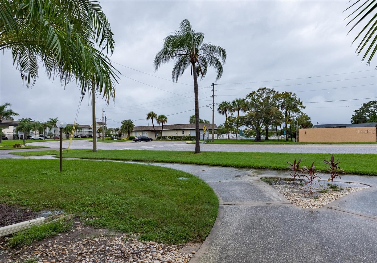 Condominium at 4712 MARINE PKWY #105, NEW PORT RICHEY, photo 11 of 24