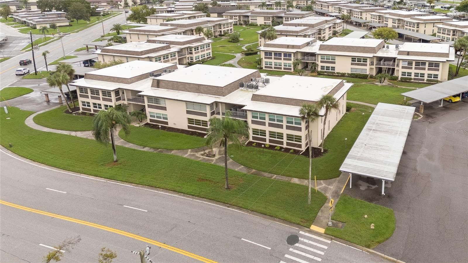 Condominium at 4712 MARINE PKWY #105, NEW PORT RICHEY, photo 15 of 24