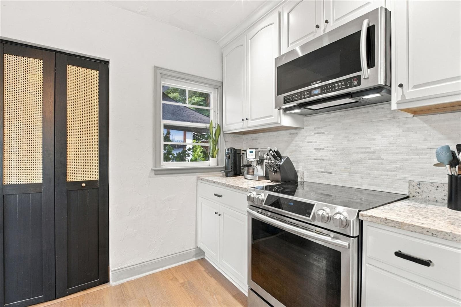 Single Family Residence at 3150 11TH AVE N, ST PETERSBURG, photo 21 of 68