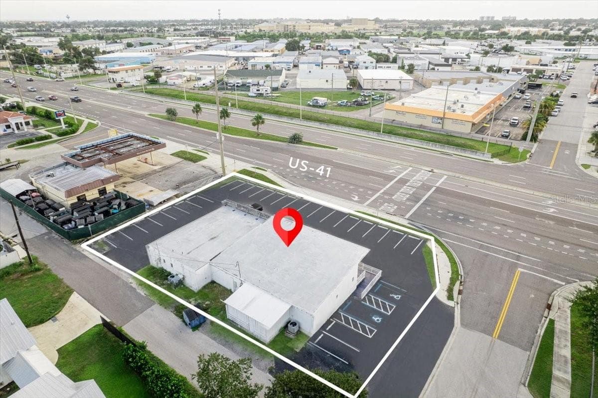 Mixed Use at 201 US HIGHWAY 41 BYP S, VENICE, photo 2 of 41