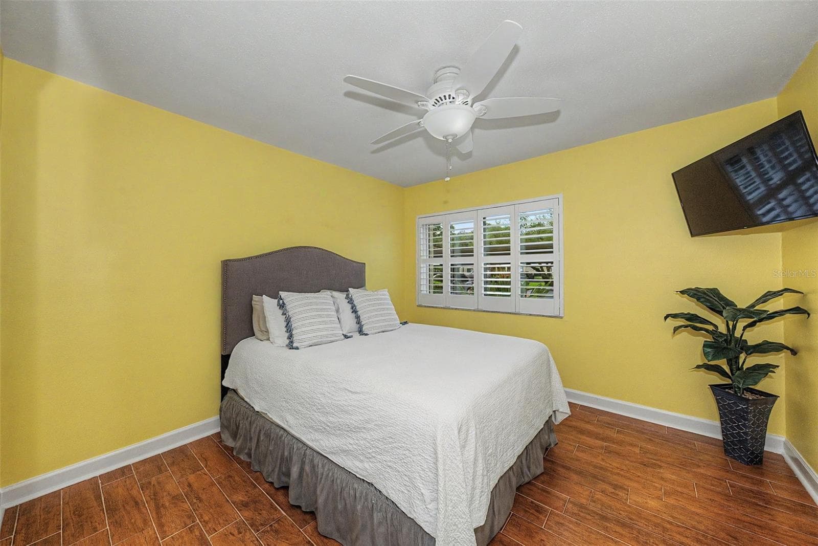 Guest Bedroom 1 - 1801 E LAKE RD #1D, PALM HARBOR