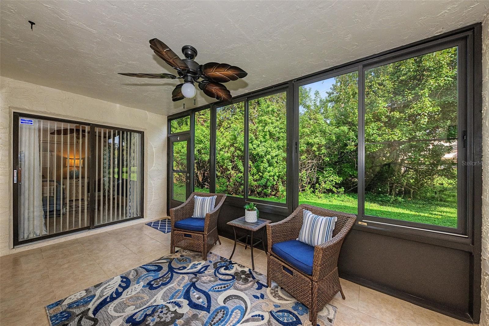 Florida Room - 1801 E LAKE RD #1D, PALM HARBOR