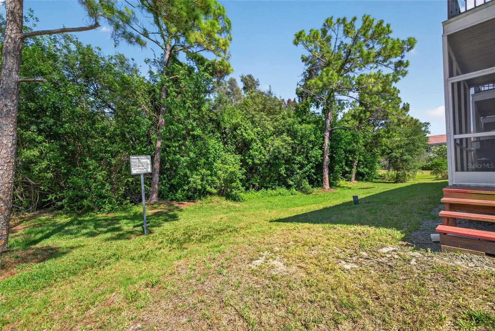 Townhouse at 252 VALENCIA CIR, ST PETERSBURG, photo 26 of 51