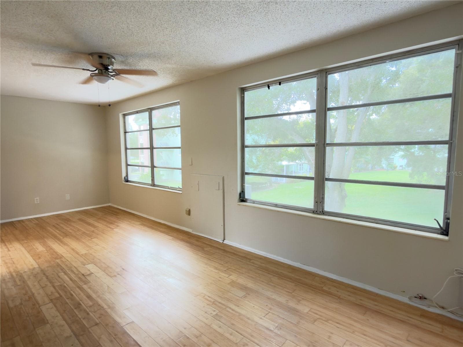 Perfect spot for an afternoon nap - 2378 ECUADORIAN WAY #22, CLEARWATER