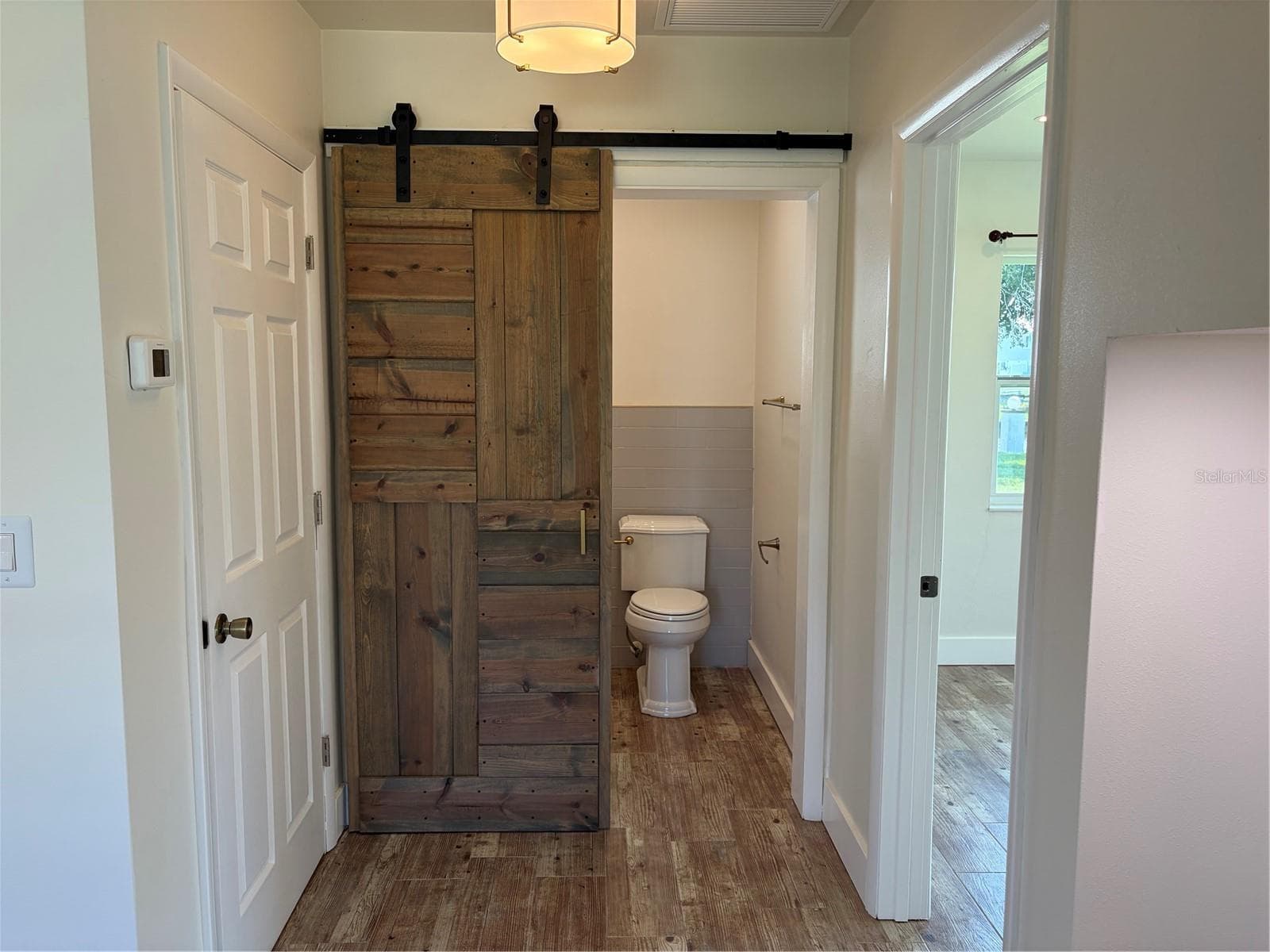Primary bathroom entrance - 10451 MARION ST, ENGLEWOOD