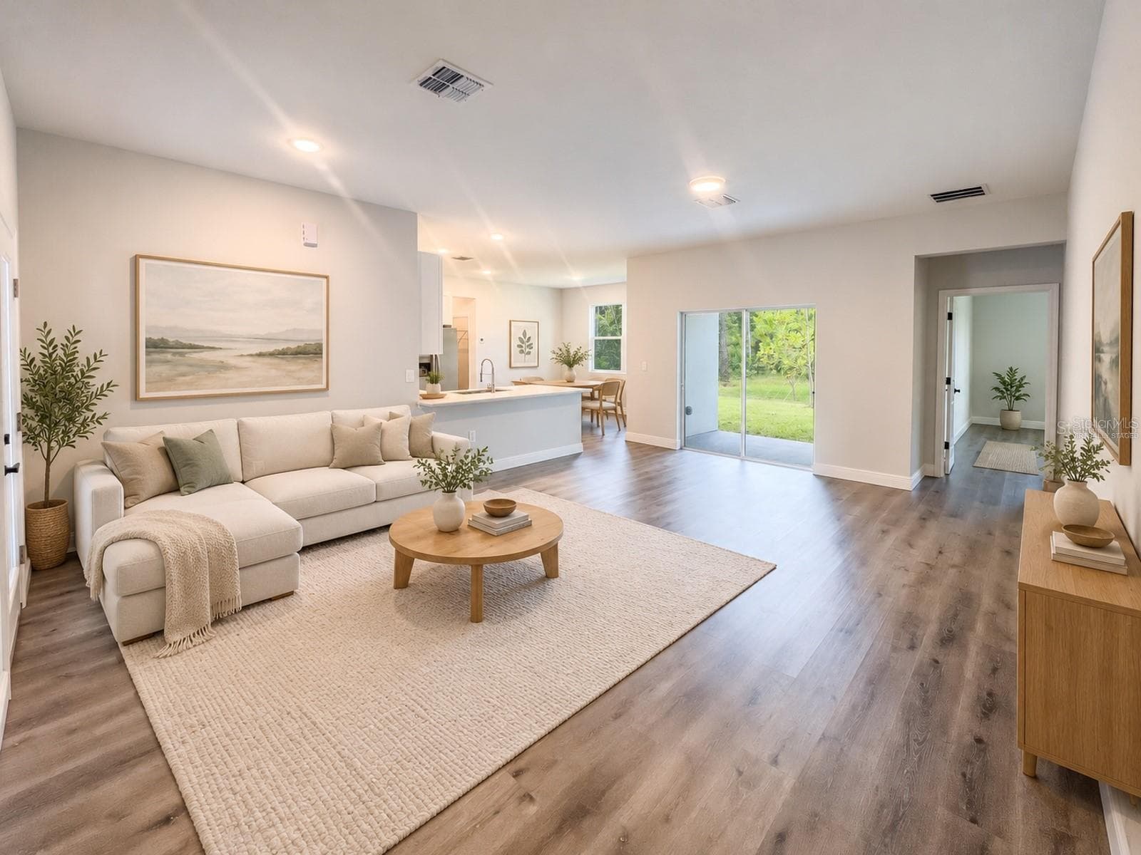 Virtually staged - 1580 EAST PKWY, DELAND