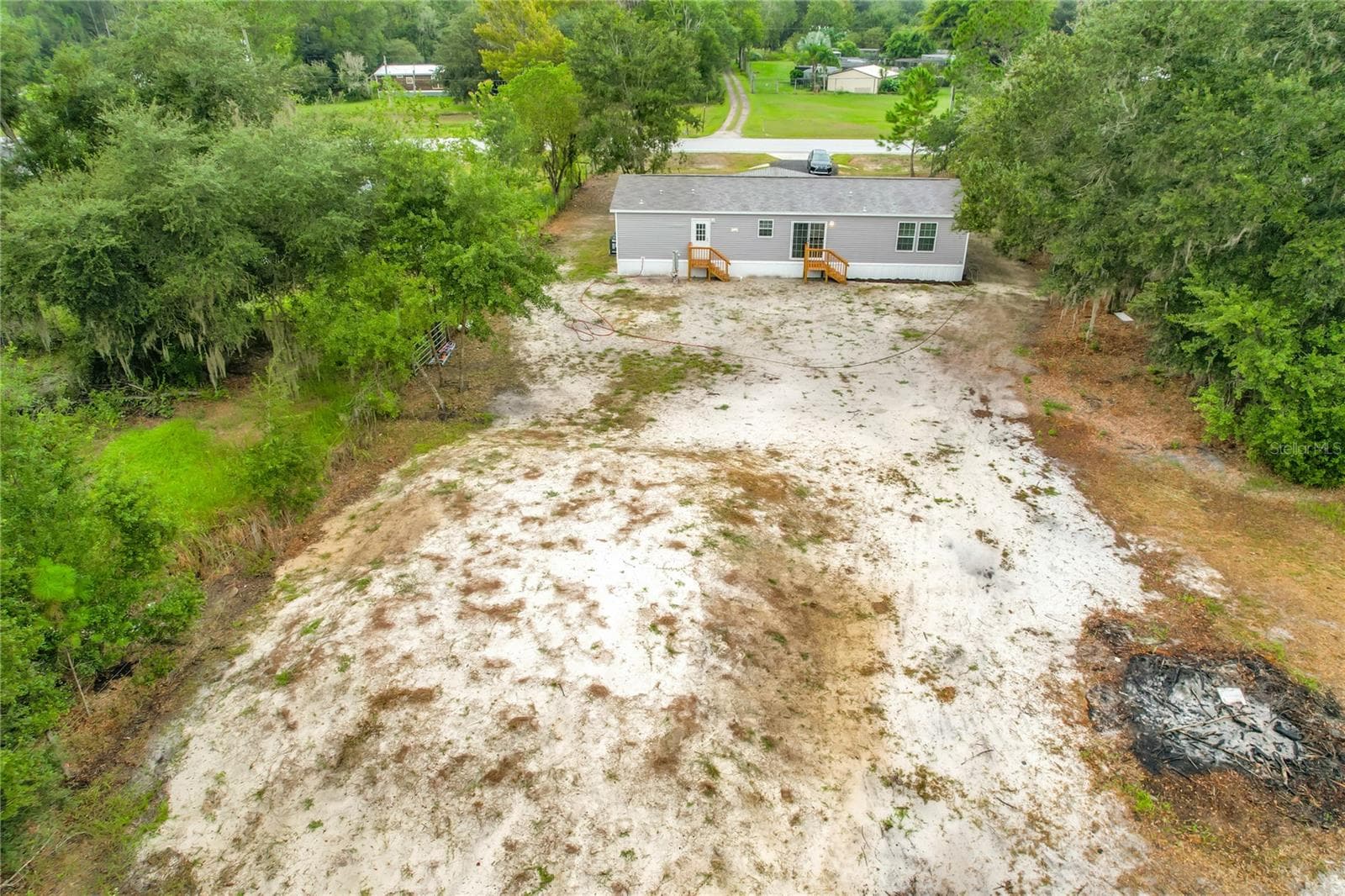 Manufactured Home at 9717 MOORE RD, LAKELAND, photo 37 of 44
