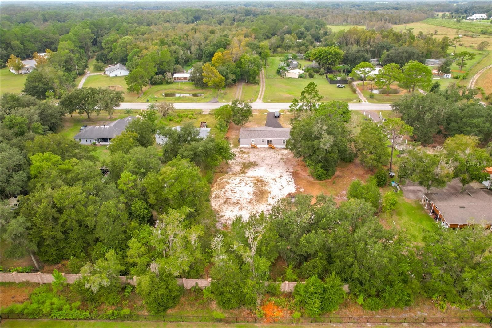 Manufactured Home at 9717 MOORE RD, LAKELAND, photo 40 of 44