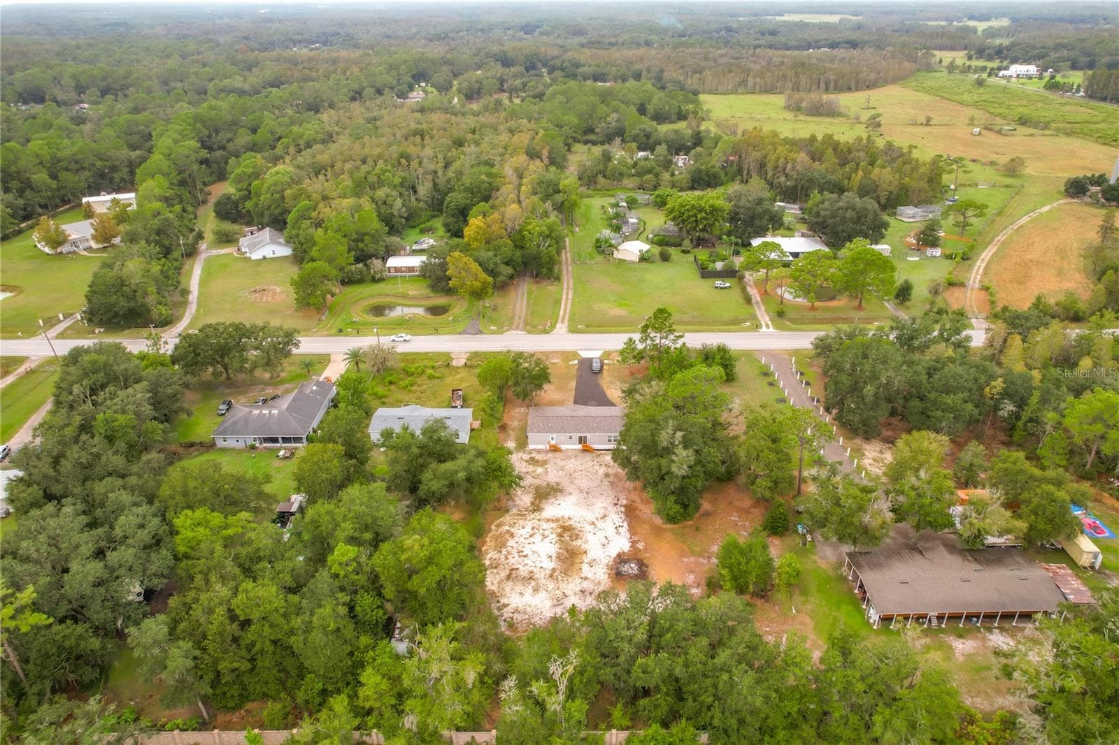 Manufactured Home at 9717 MOORE RD, LAKELAND, photo 41 of 44