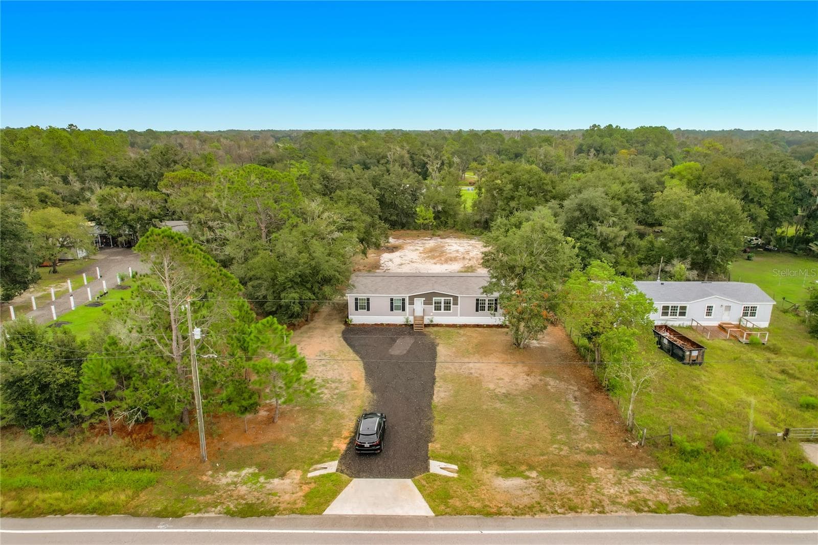 Manufactured Home at 9717 MOORE RD, LAKELAND, photo 42 of 44