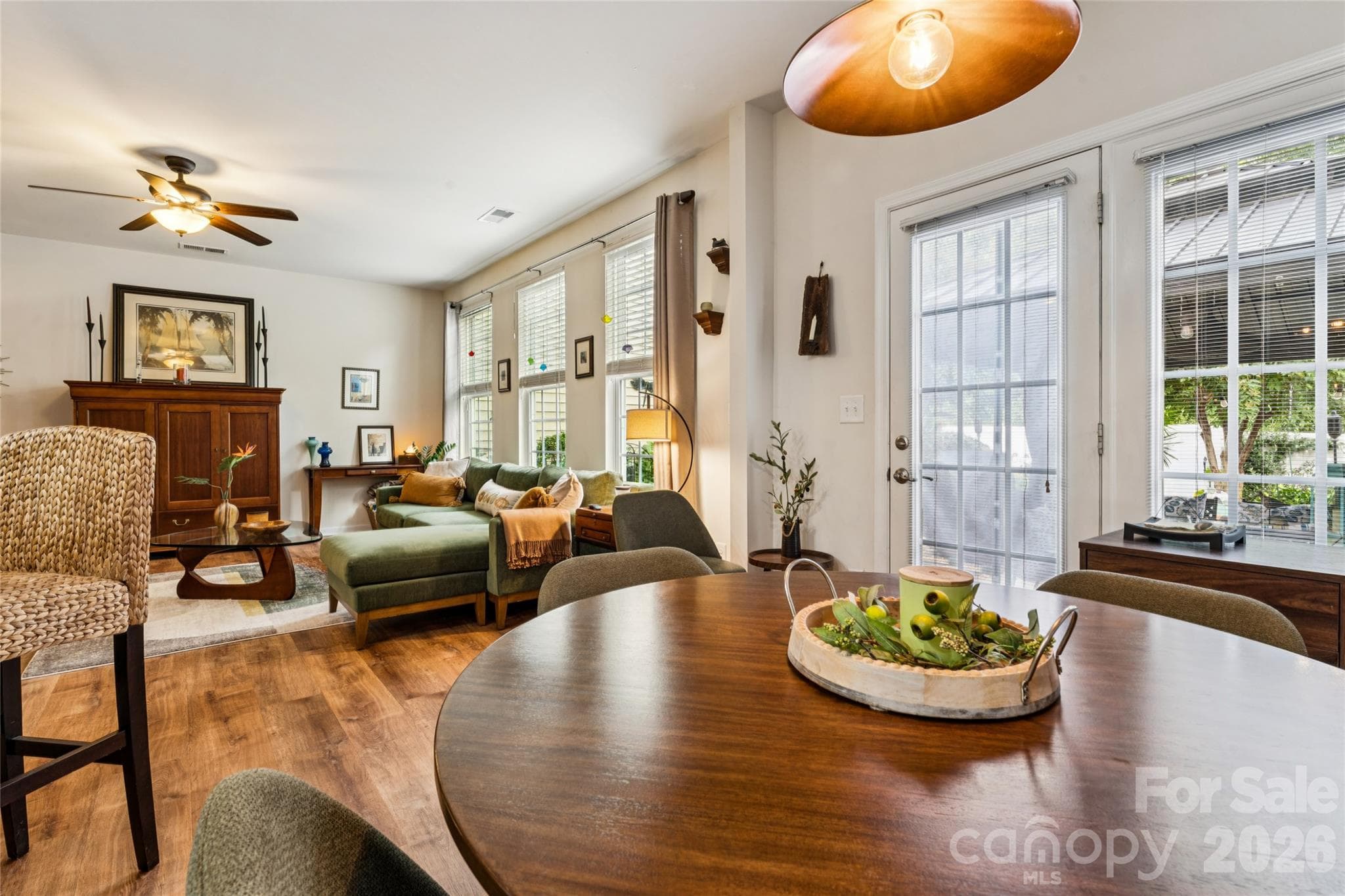 Breakfast area looking toward Great Room - 9506 Birkwood Court, Charlotte