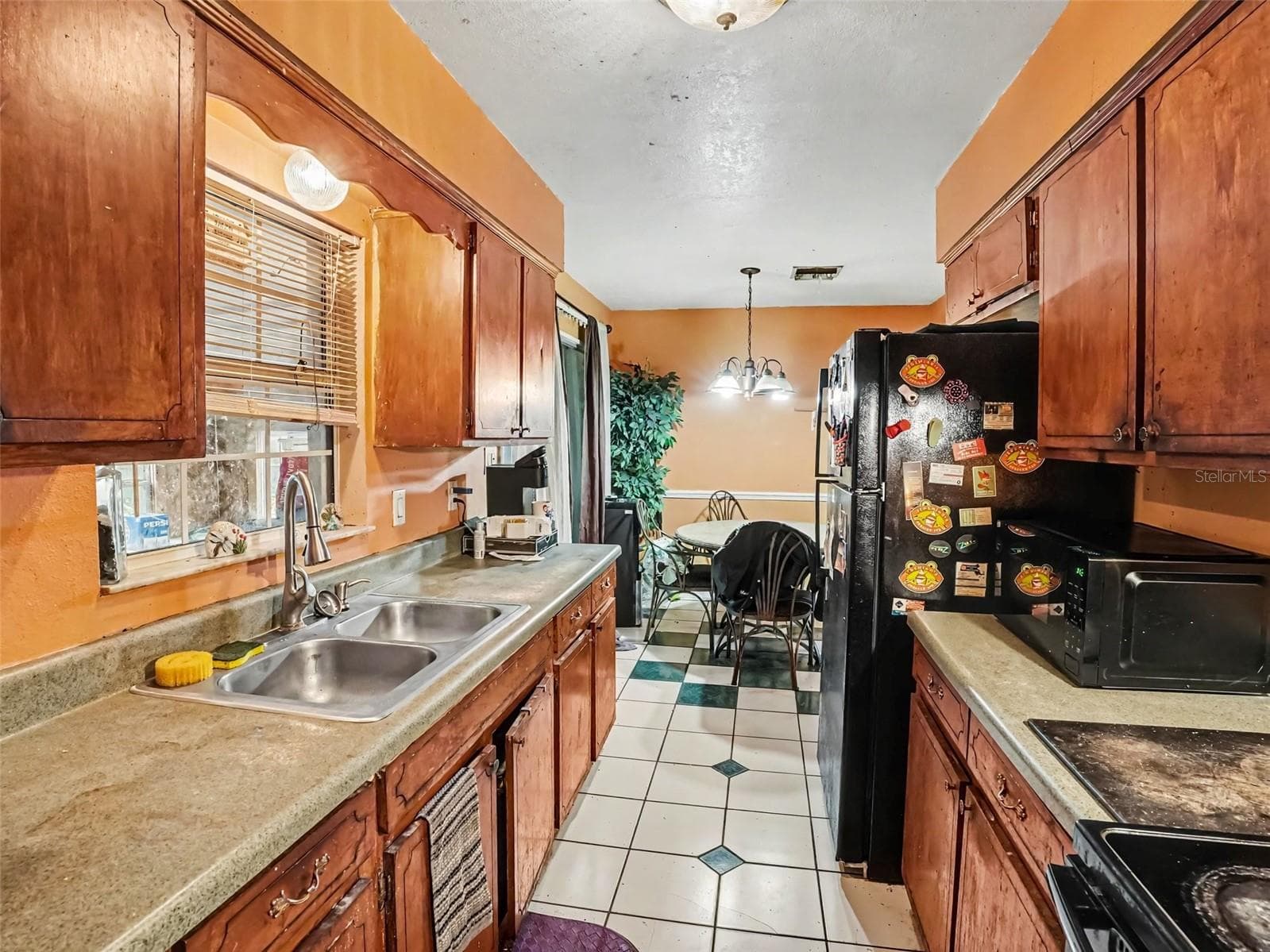 Single Family Residence at 2205 N HIAWASEE RD, ORLANDO, photo 11 of 31