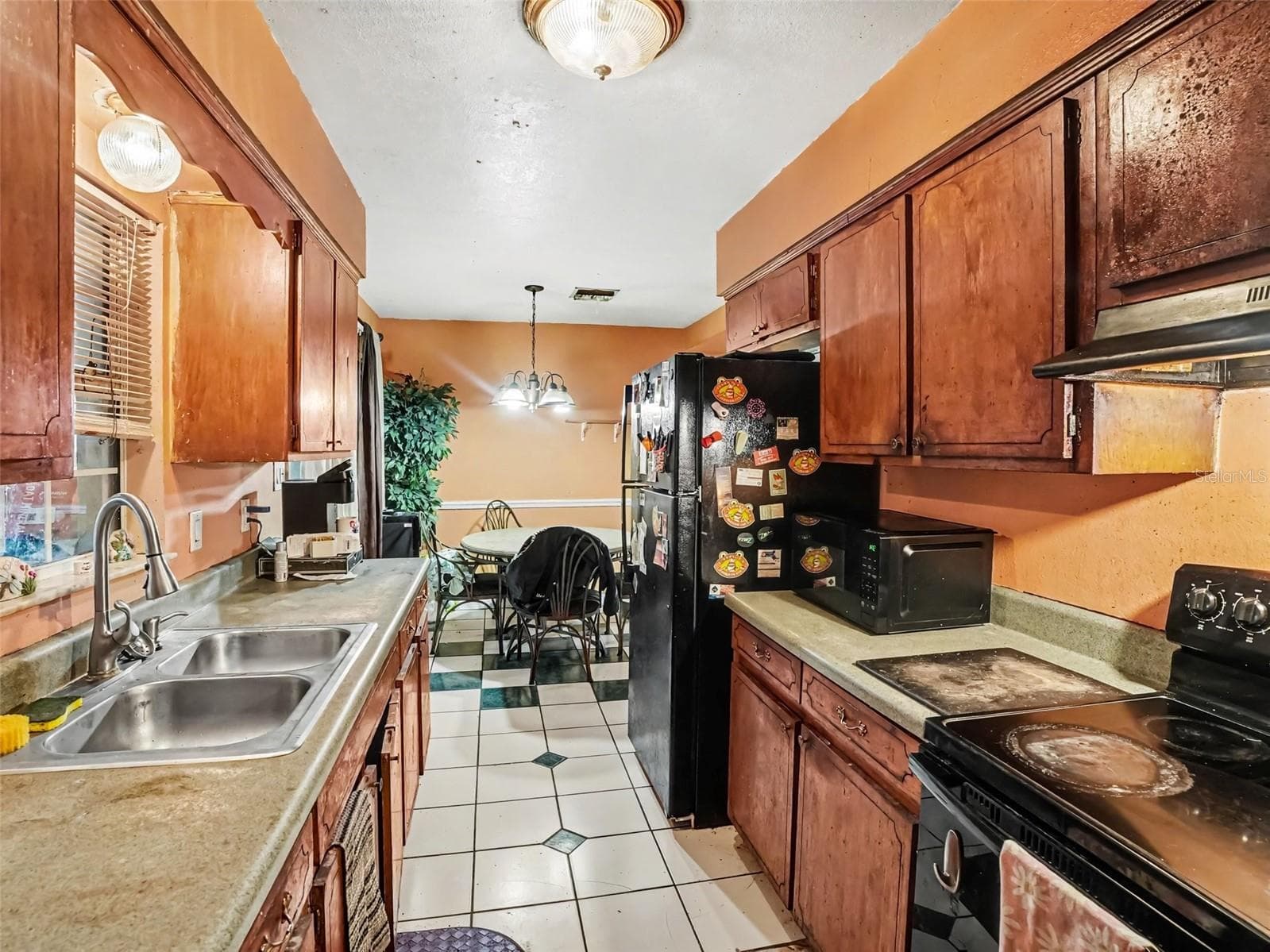 Single Family Residence at 2205 N HIAWASEE RD, ORLANDO, photo 12 of 31