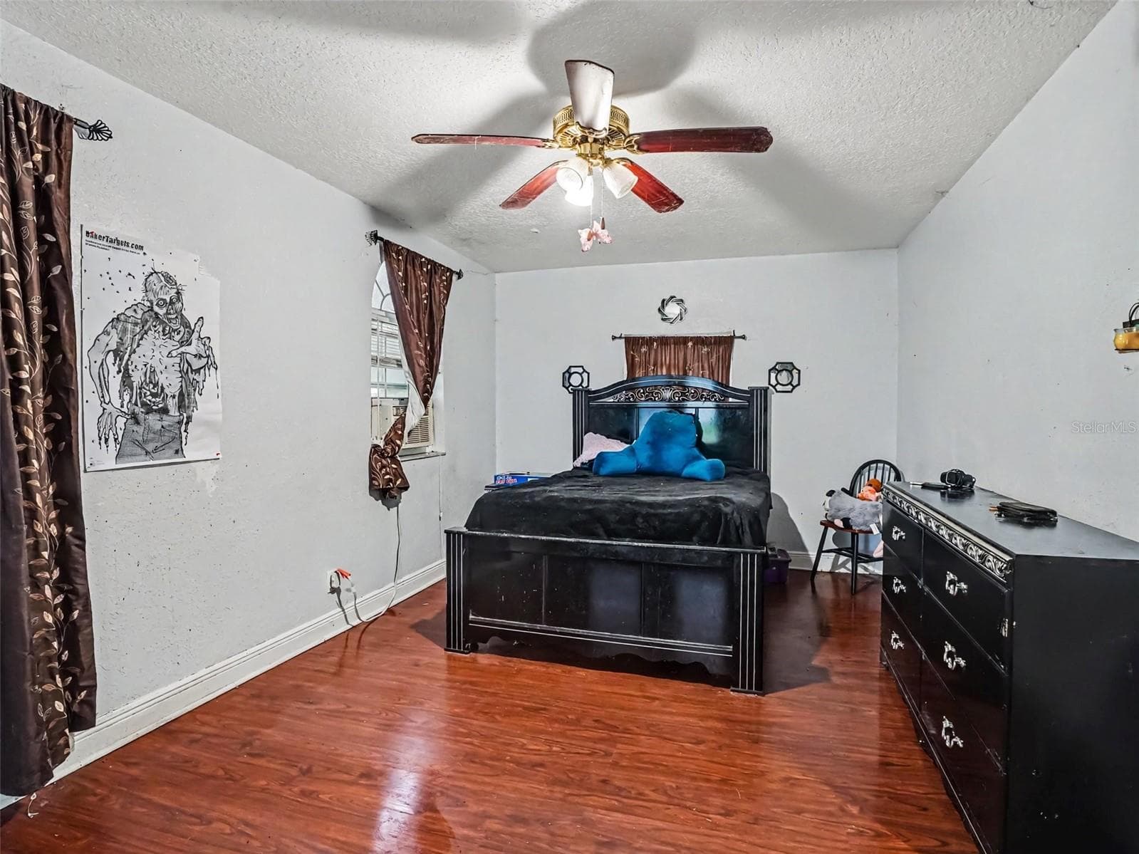 Single Family Residence at 2205 N HIAWASEE RD, ORLANDO, photo 14 of 31