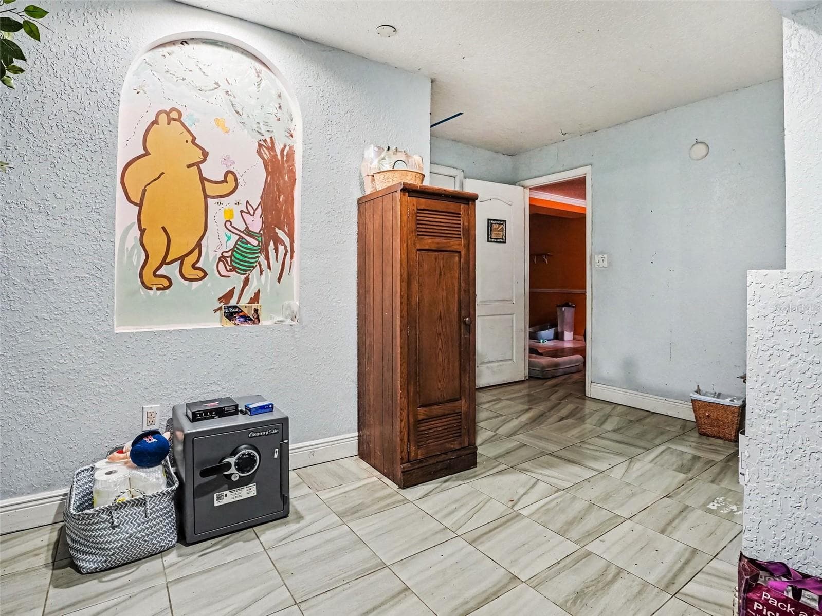 Single Family Residence at 2205 N HIAWASEE RD, ORLANDO, photo 17 of 31