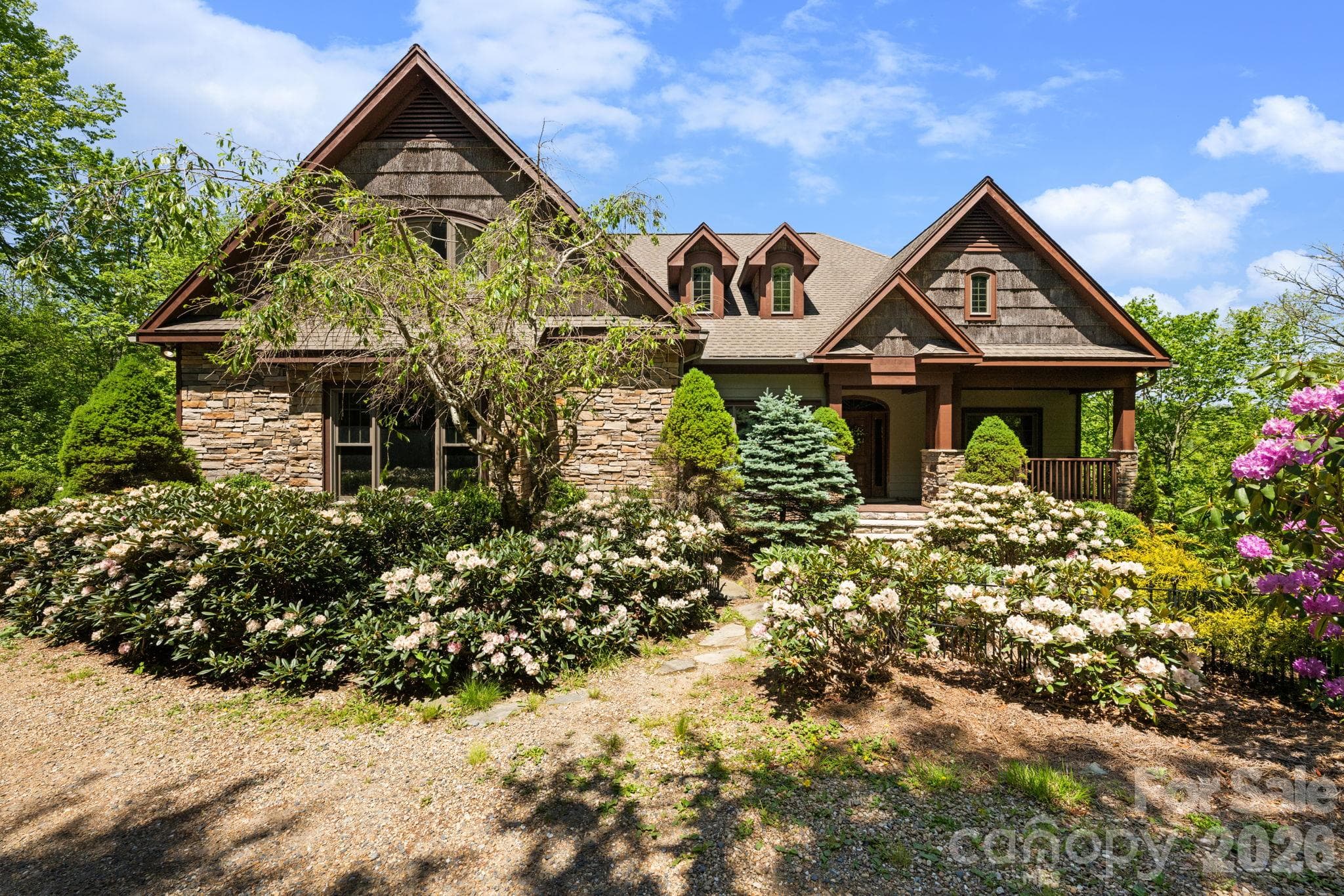 Single Family Residence at 1226 Grouse Moor Drive, Sugar Mountain, photo 2 of 50