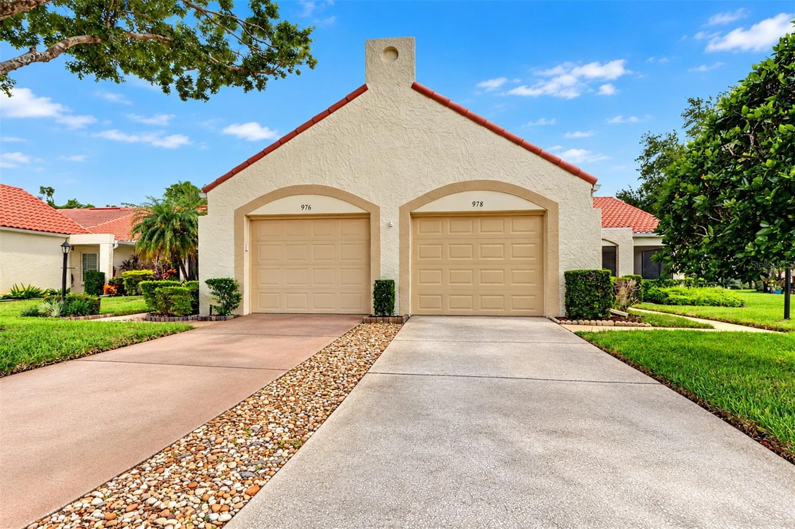 Straight view from Madrid Drive - 978 MADRID DR, PALM HARBOR